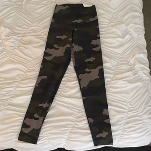 Aerie OFFLINE 7/8 leggings - M Long